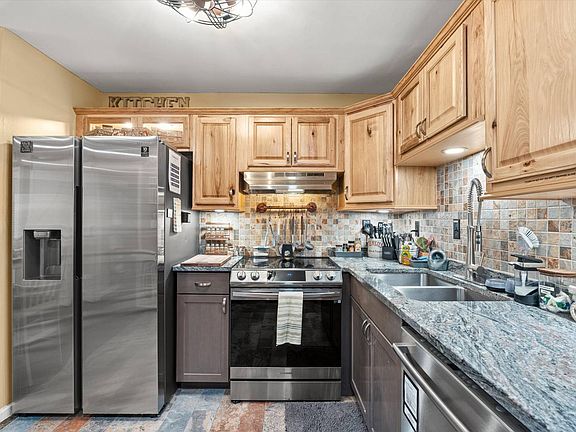 3rd image of 239 Beach City Rd APT 3218