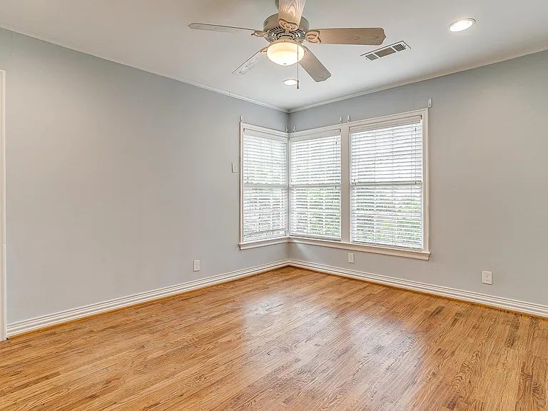 3528 Rogers Ave — Photo 19