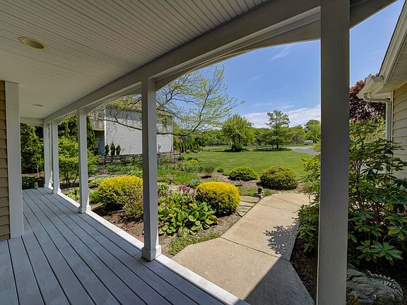 5th image of 1453 Braemar Dr