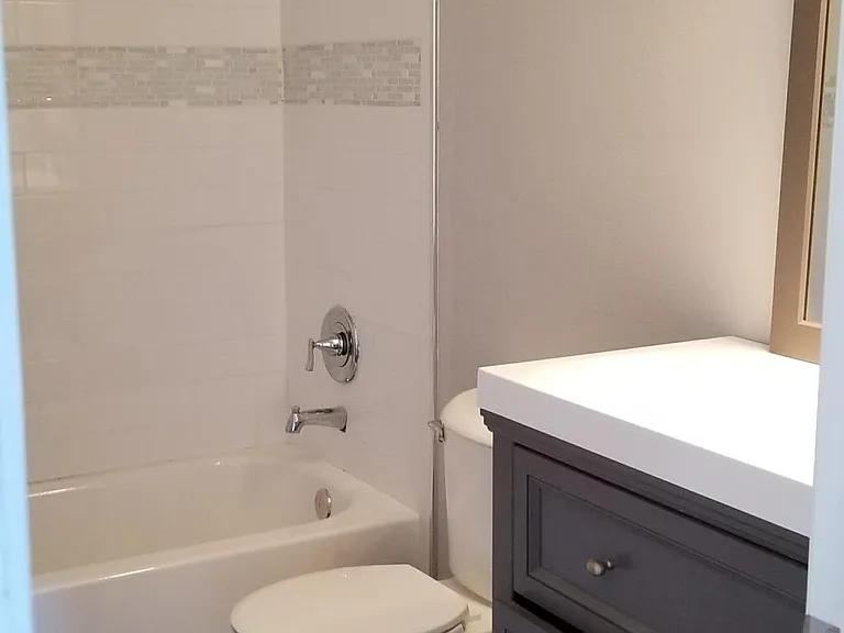 5709 Humbert Ave — Photo 6