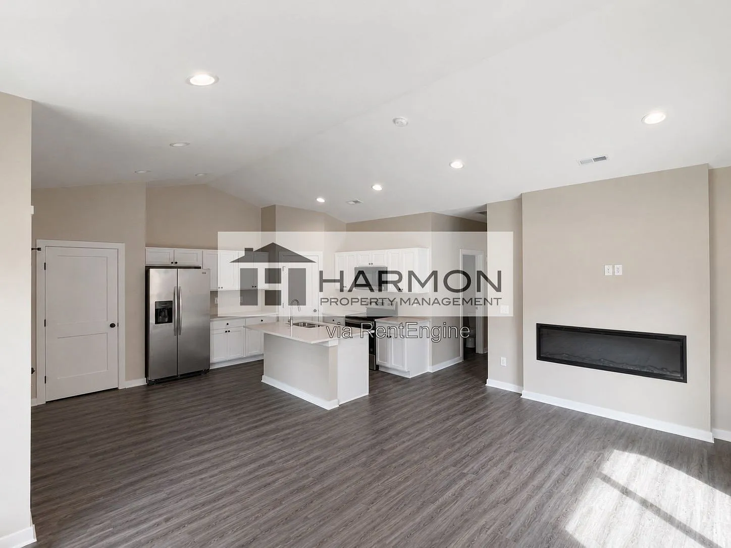3 bed, 2.0 bath, 1457 sqft, $1,550 — Photo 2