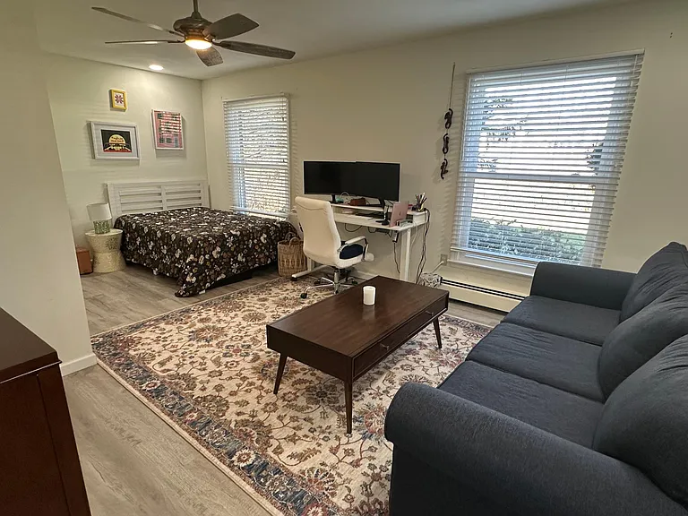 215 Eastern Heights Dr #1 — Photo 8