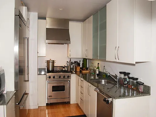 Rented by Sotheby's International Realty | media 16