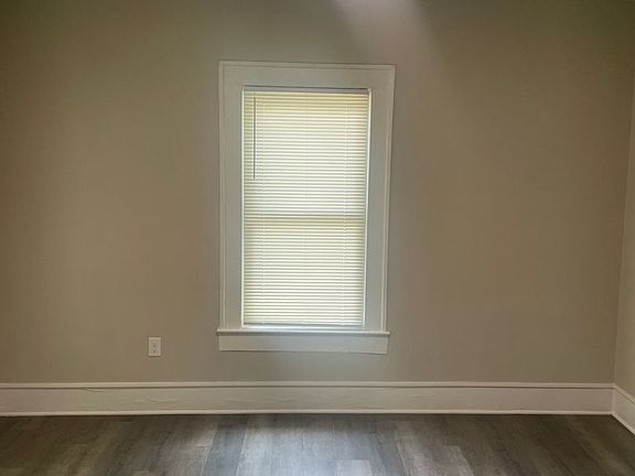 3rd image of 4511 Lansing Dr