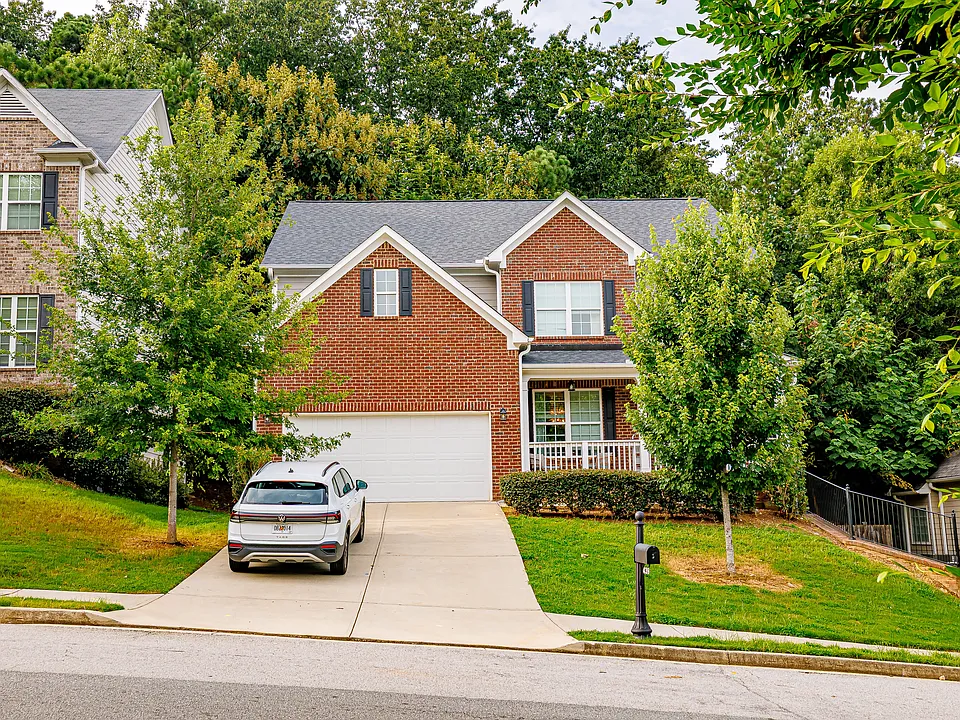 439 Vinings Vintage Cir