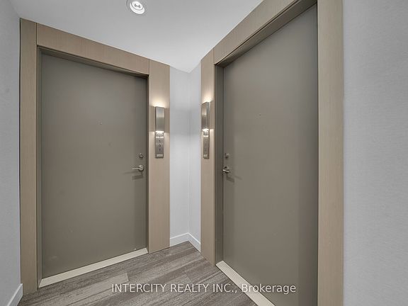 4th image of 15 Skyridge Dr #1102