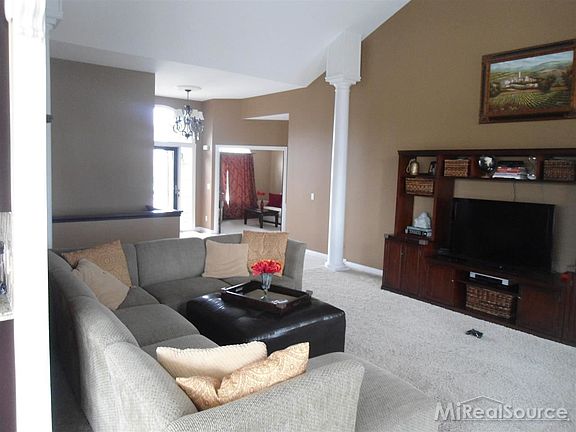 5th image of 18538 Palmer Dr