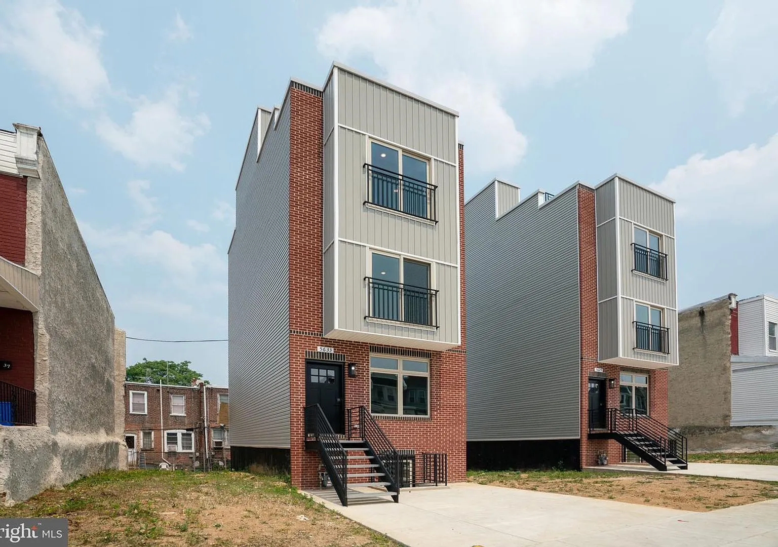 5629 Warrington Ave — Photo 1