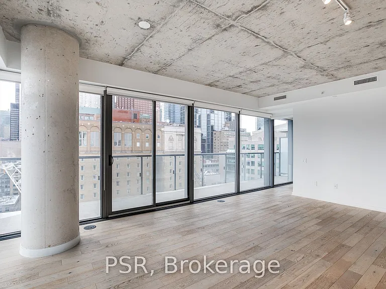 60 Colborne St #1906 — Photo 4