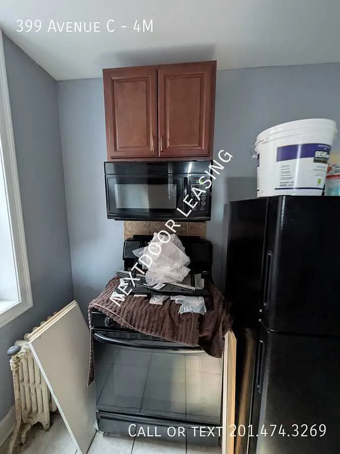 399 Avenue C — Photo 1