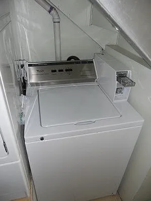 Rented by RBM Management | media 28