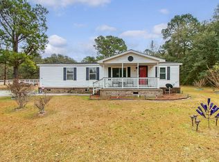 345 Rodeo Dr, Eutawville, SC 29048