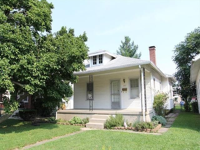 1st image of 249 Fernwood Ave