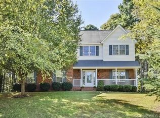 14408 Buckton Ln, Matthews, NC 28105