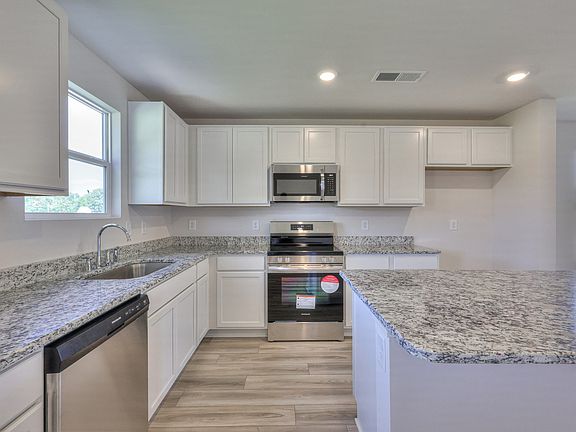 4th image of 604 Cedar Brook Dr Lot 161