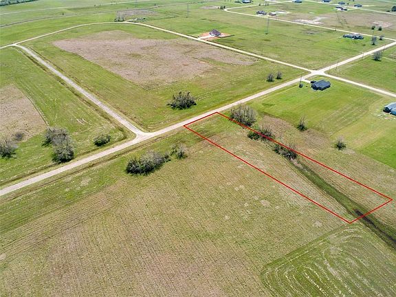 3rd image of 350 Colt Trl