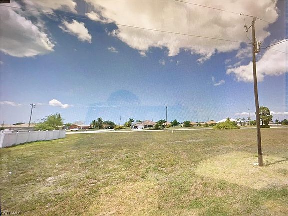 4th image of 1716 NW 15th Pl