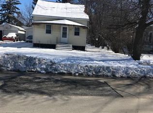 1918 N Main St, Oshkosh, WI 54901