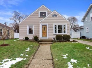 7721 28th Ave, Kenosha, WI 53143