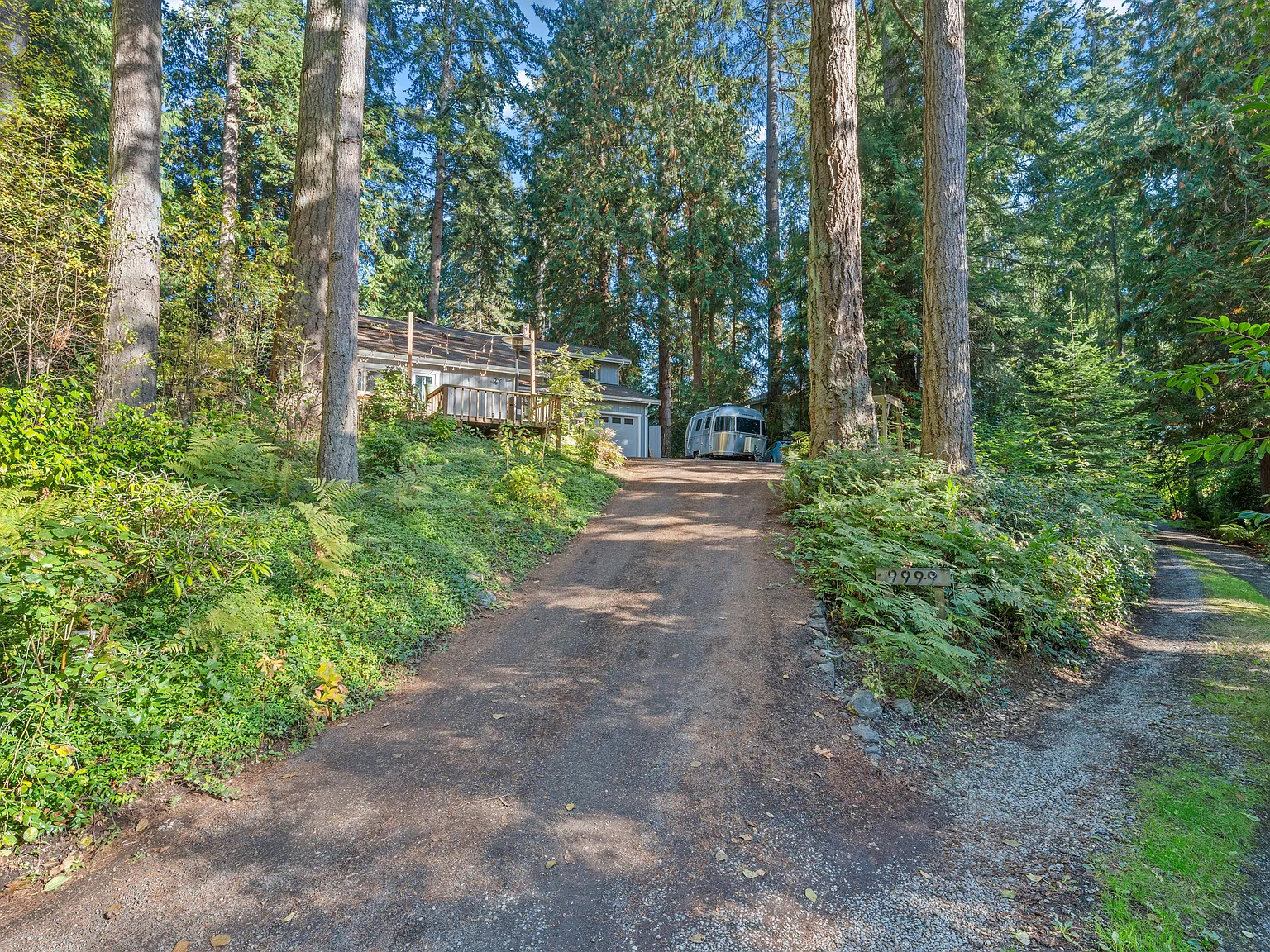 9999 NE Beach Crest Dr — Photo 3