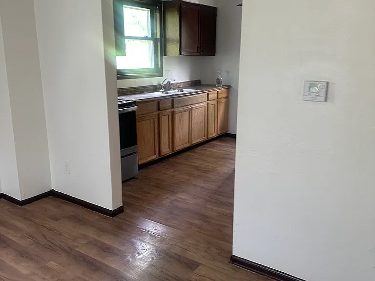 627 Cannon St — Photo 12
