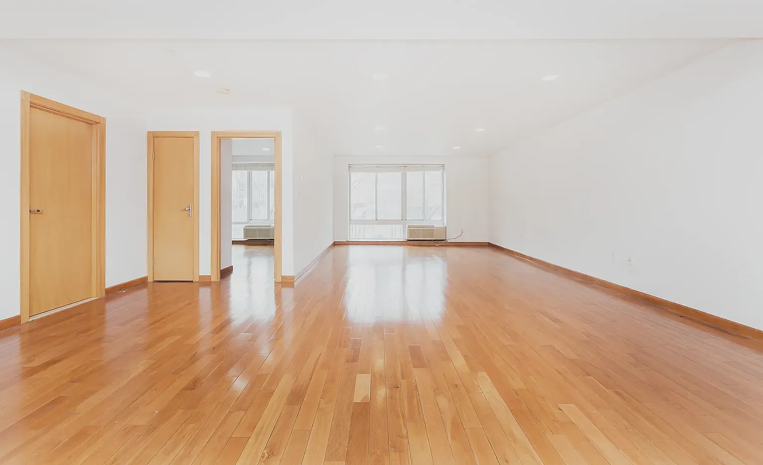 78 Ridge Street — Photo 2