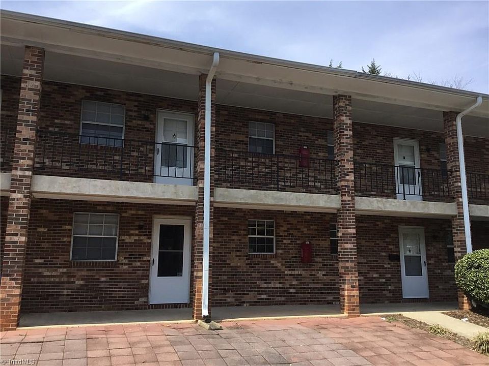 1st image of 5460 Shattalon Dr APT 28