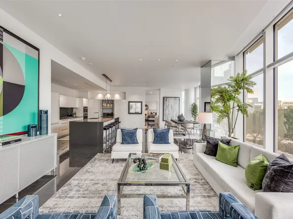 1918 Olive St APT 202, Dallas, TX 75201