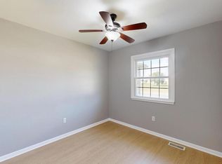 868 Lincoln St, Dover, DE 19904