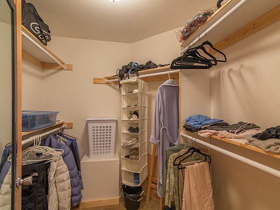 4th image of 8733 Trout Ave