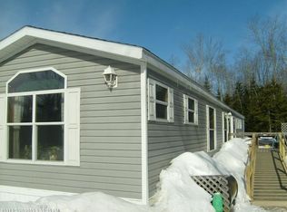 100 Turnpike Rd, Searsport, ME 04974
