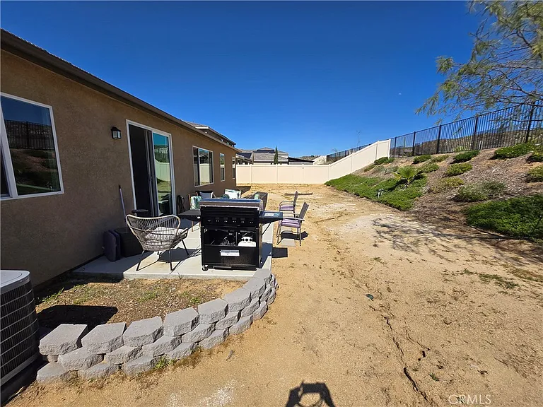 7900 Raincross Ct — Photo 20