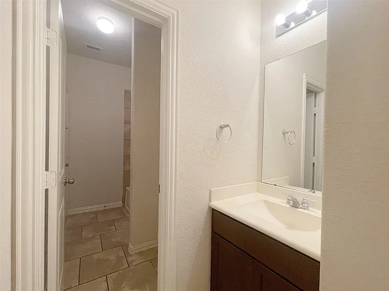 16702 White Hyacinth Ct — Photo 11