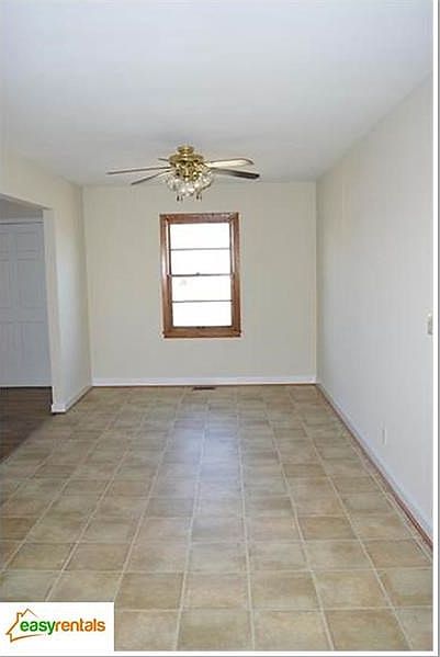 2nd image of 801 29th Ave NE