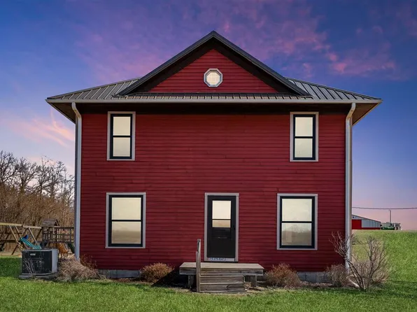 1108 Yellow Pine Ave NE, Lisbon, IA 52253