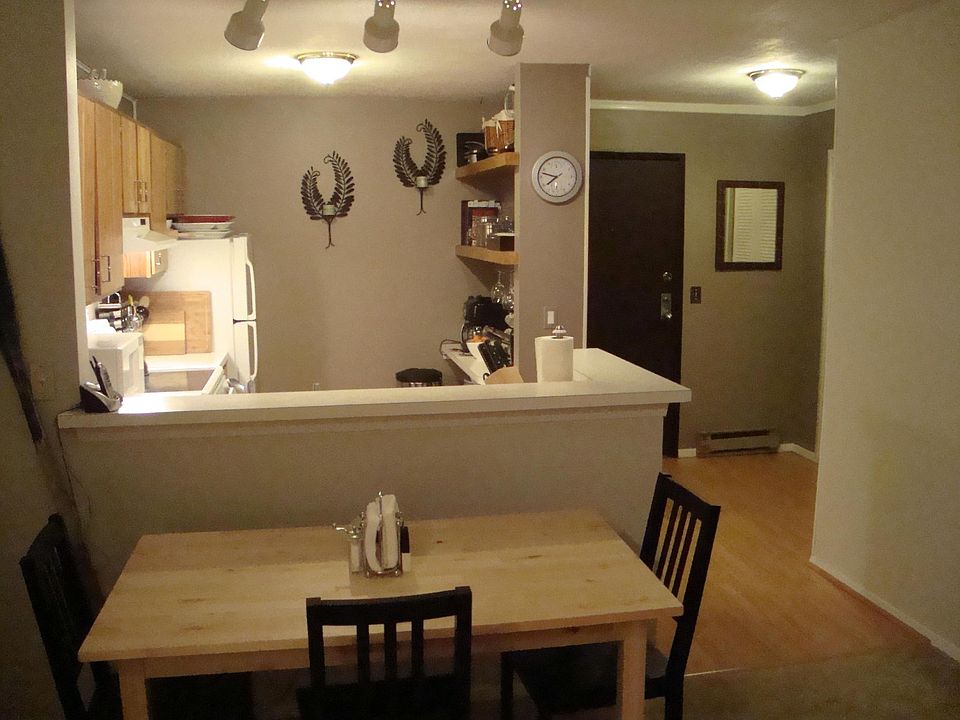 2nd image of 3699 Broadbridge Ave Unit 215