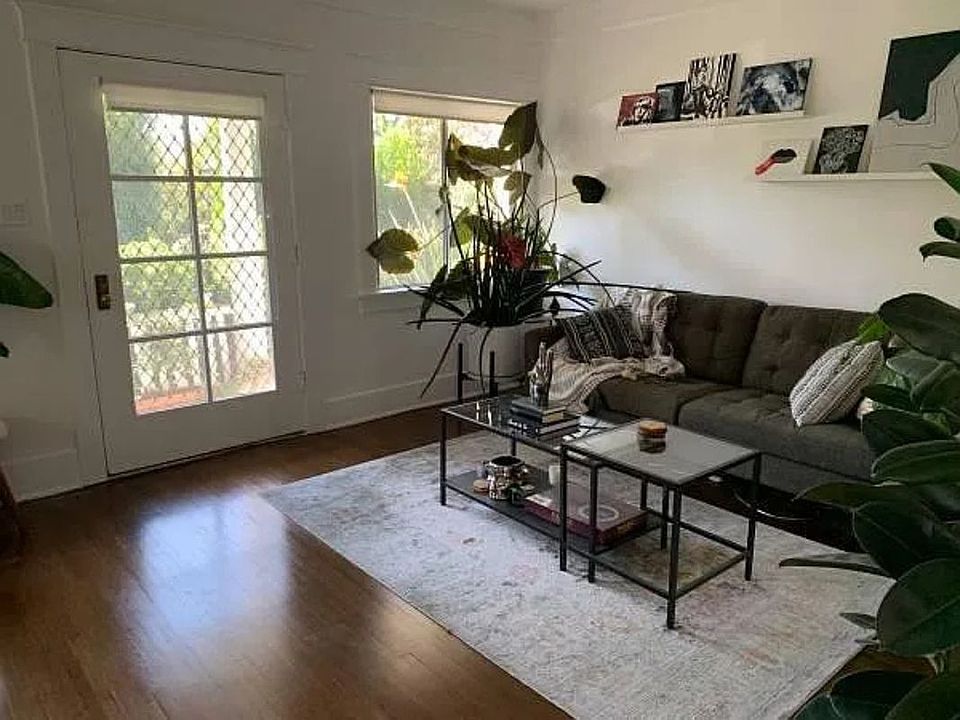 1st image of 1188 N Mariposa Ave