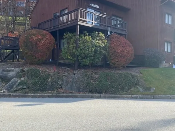 14 Stonehill Dr #2, Vernon Twp., NJ 07462