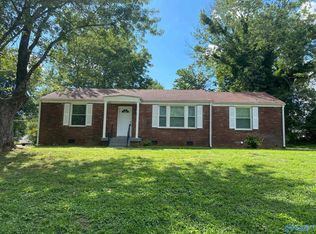 3609 Lakewood Dr NW, Huntsville, AL 35811