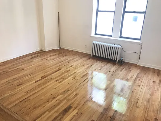 Rented by Zuz Realty | media 8