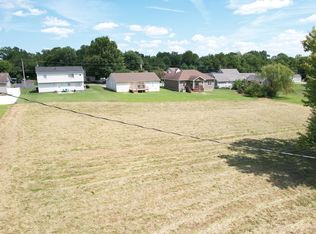 35 Parkway Dr #38, Mayfield, KY 42066
