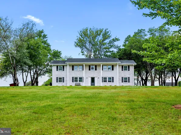 7251 N Seminole Trl, Leon, VA 22725