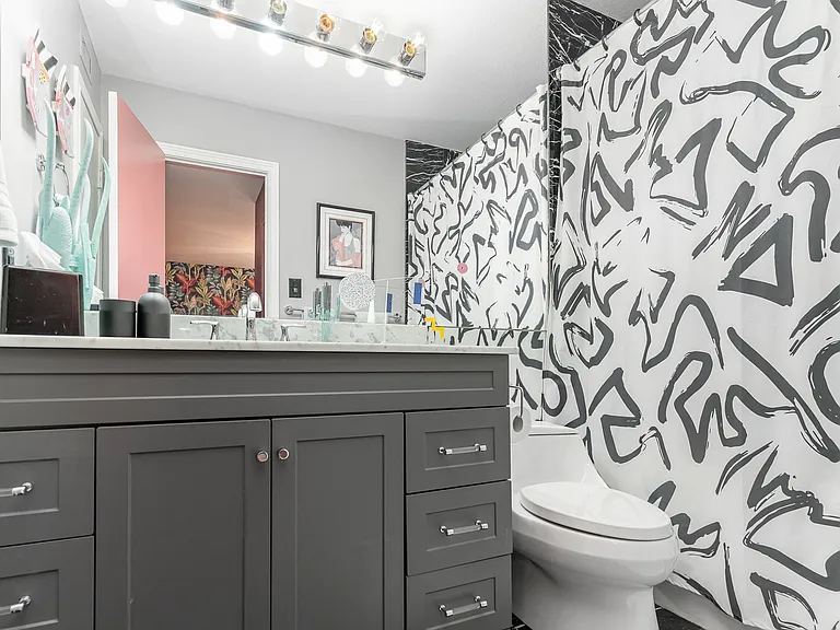 8611 Datapoint Dr #12 — Photo 9