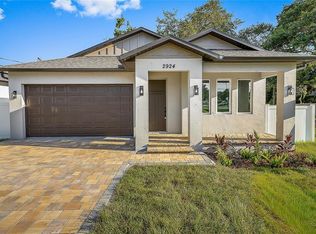 2922 W Giddens Ave, Tampa, FL 33614