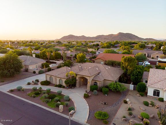 5th image of 8206 W Planada Ln