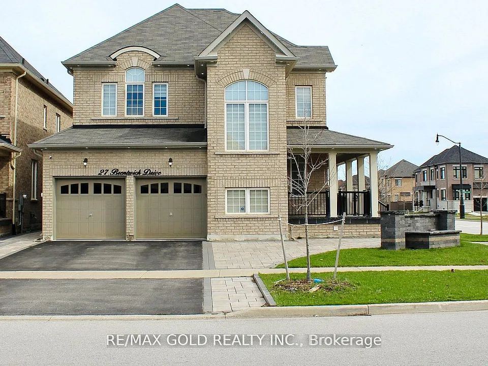 27 Brentwick Dr