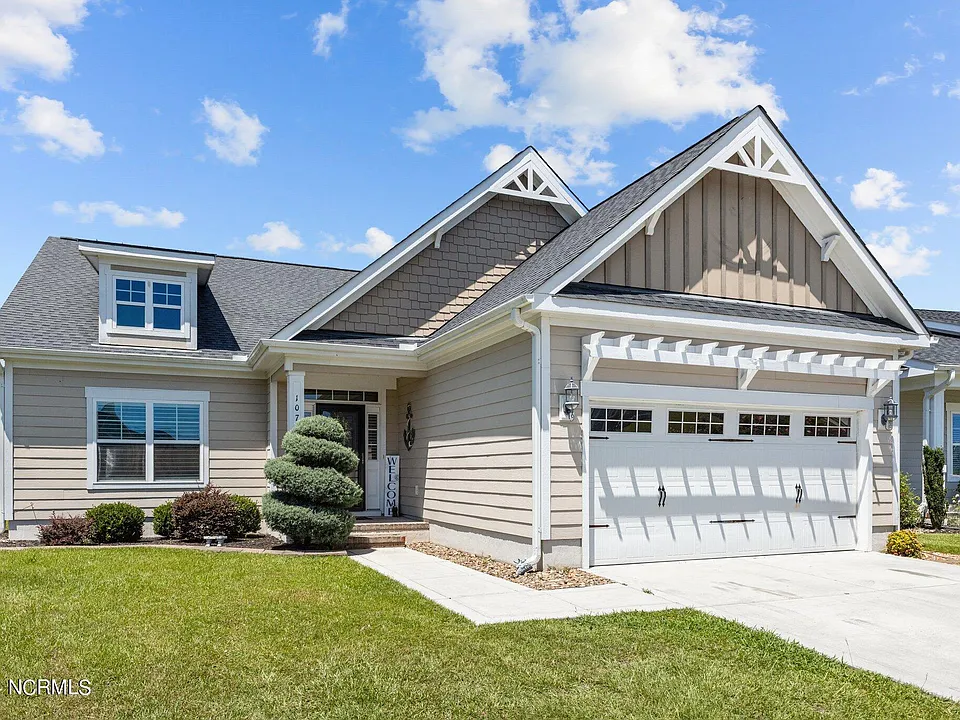 107 Bogue Harbor Ct
