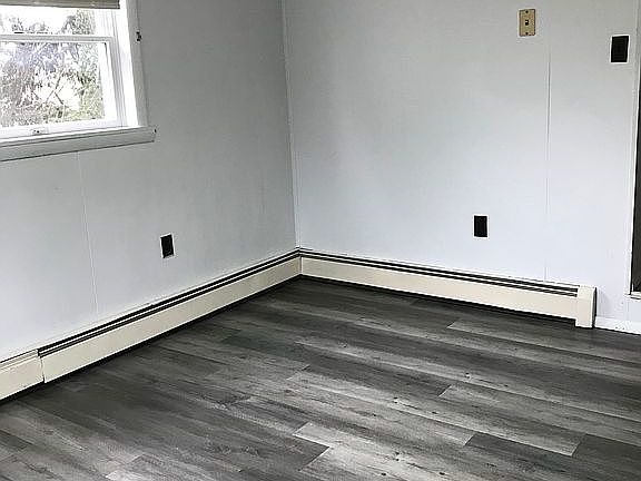 Eating area of kitchen 