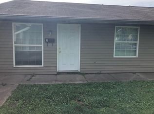 609 S Logan Ave #A, Carbondale, IL 62901