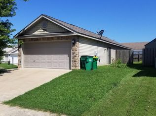 226 Cascade Cir, Springdale, AR 72764